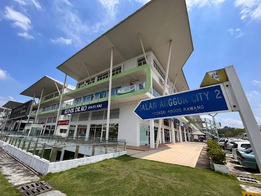Klinik Estetik Terbaik Berhampiran Saya di Ladang Seri Kundang